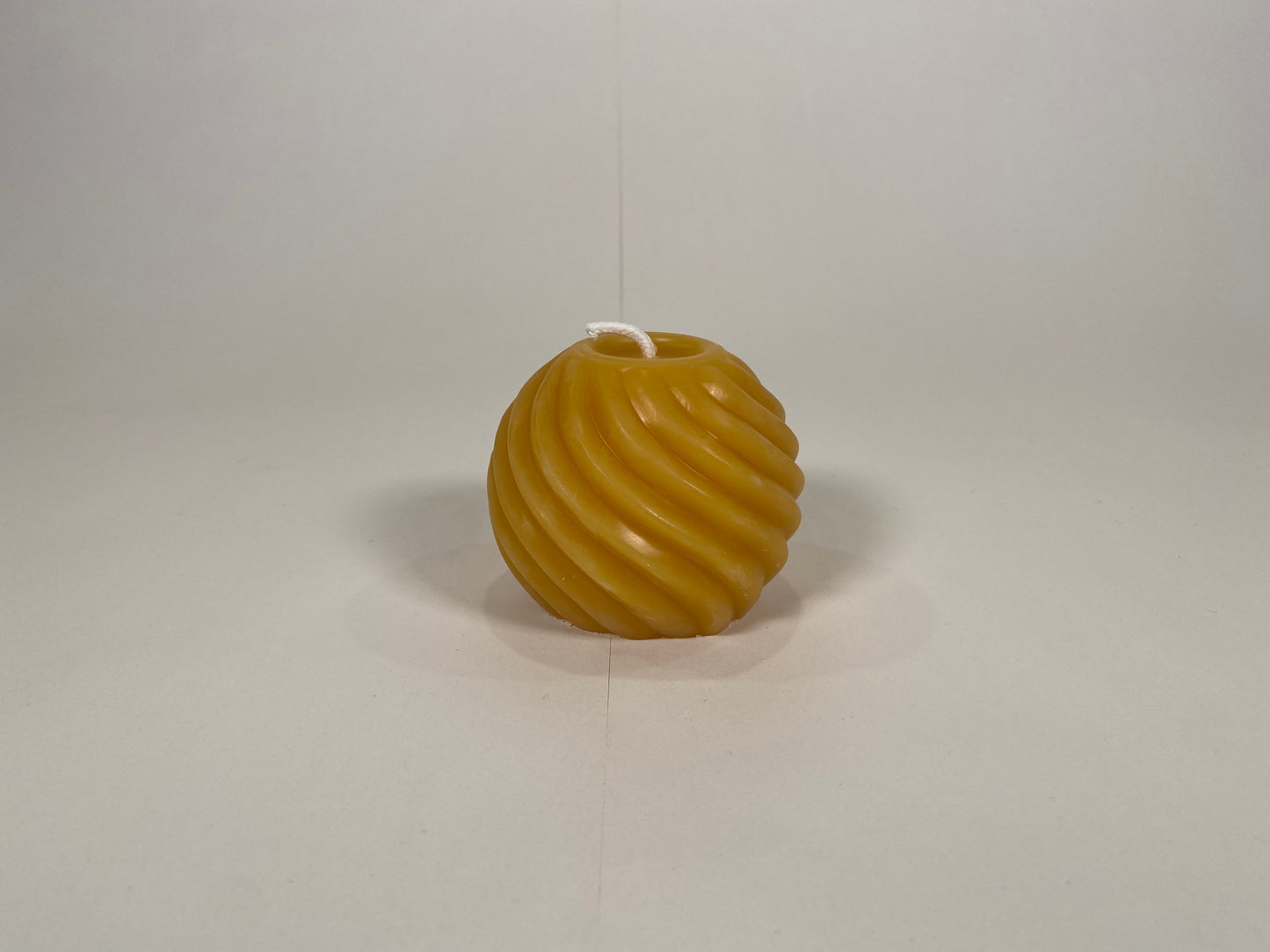 Spiral Ball Pillar